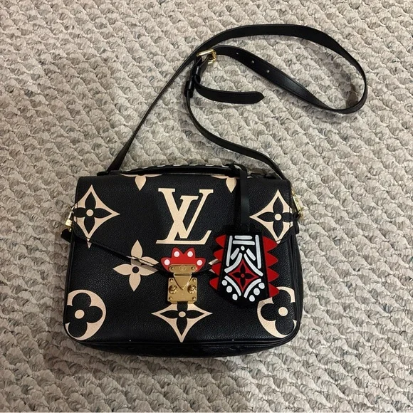Louis Vuitton Pochette Metis Limited edition - Picture 1 of 4